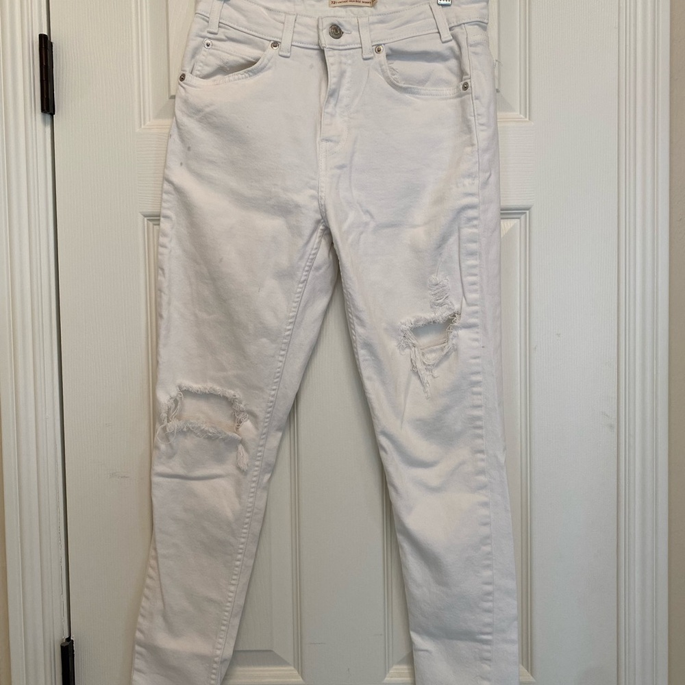 Levi’s 721 Vintage High Rise Skinny Distressed Jeans